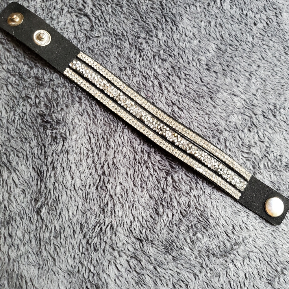 Sparkly snap cuff bracelet